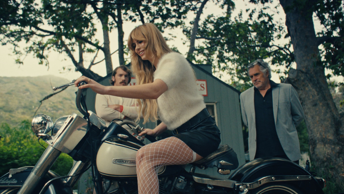 The Girl on the Motorcycle | Featured Short